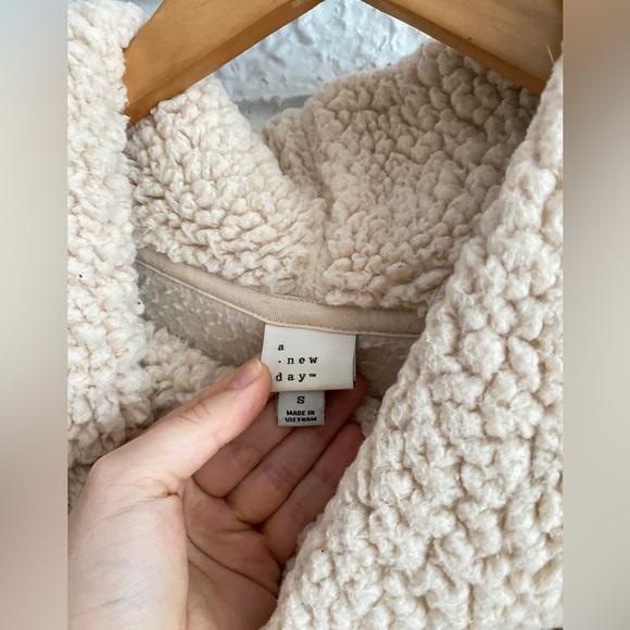 Womens Fluffy Cream Sweater - Picture 2 of 5